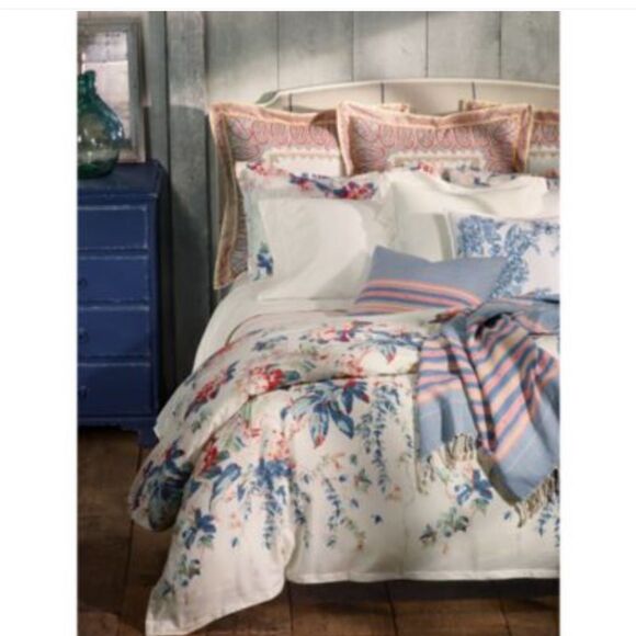 Ralph Lauren Hithers Throw
Pillow, 15" × 20" - Picture 3 of 4